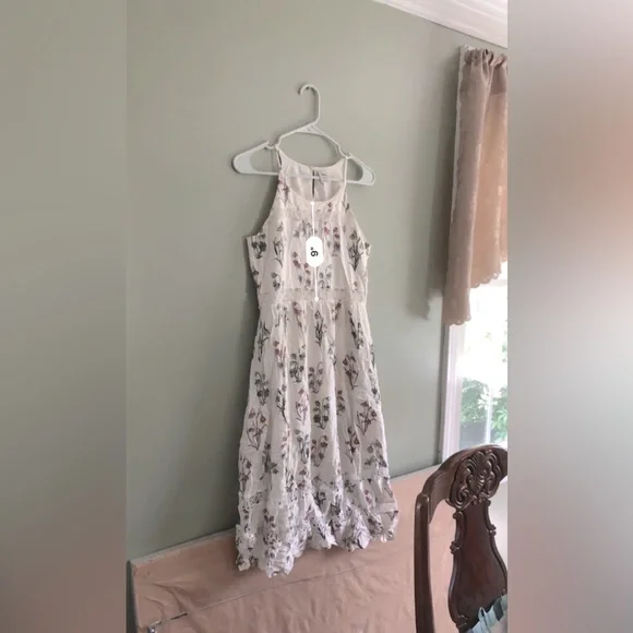 LC Lauren Conrad Disney Collection White Tea Floral Dress - Women’s Small - Picture 4 of 9